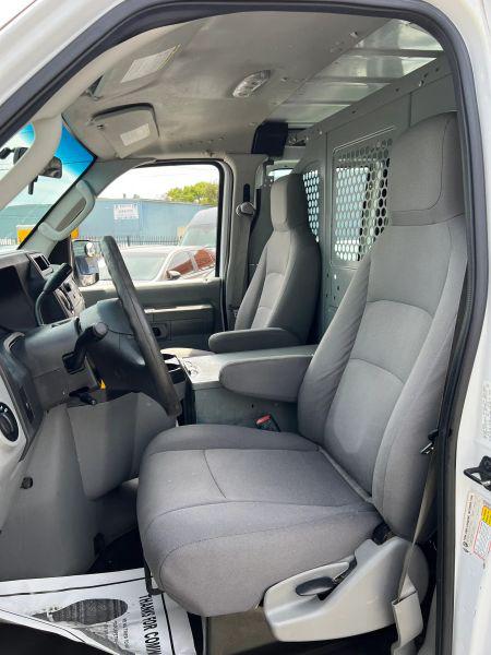2014 Ford E-250 Base