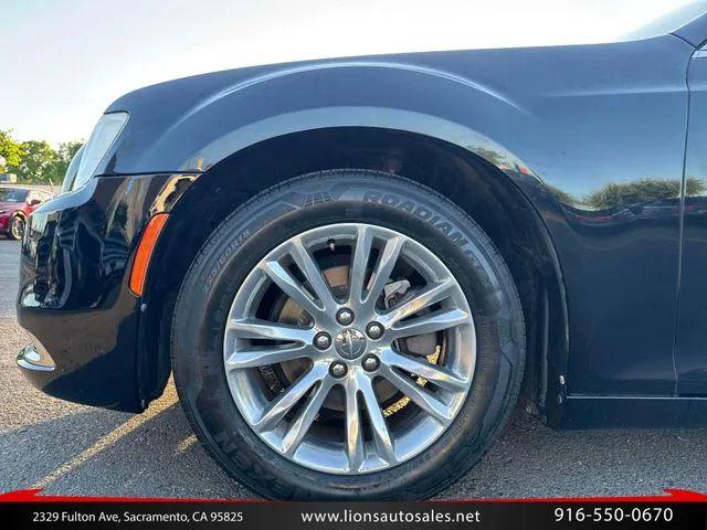 2016 Chrysler 300 300C