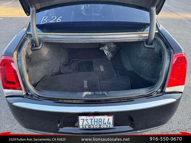 2016 Chrysler 300 300C