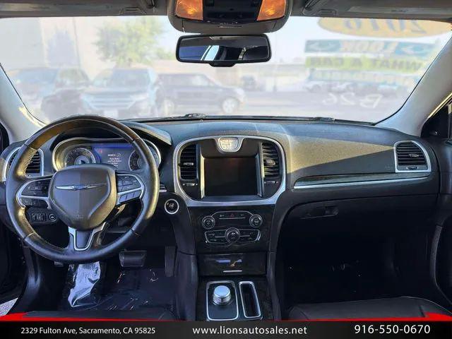 2016 Chrysler 300 300C