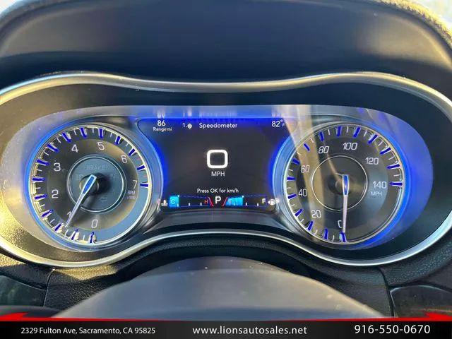 2016 Chrysler 300 300C