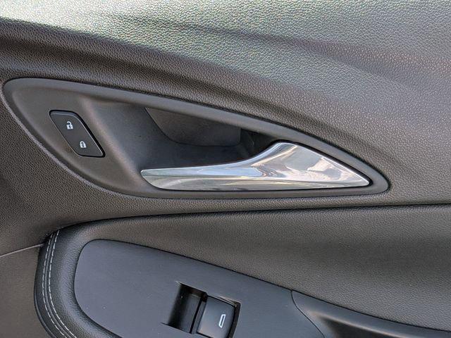 2023 Buick Encore GX Essence FWD