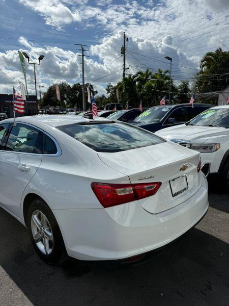 2024 Chevrolet Malibu FWD 1FL