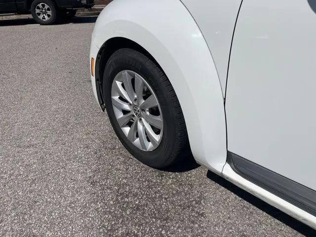 2015 Volkswagen Beetle 1.8T Fleet Edition