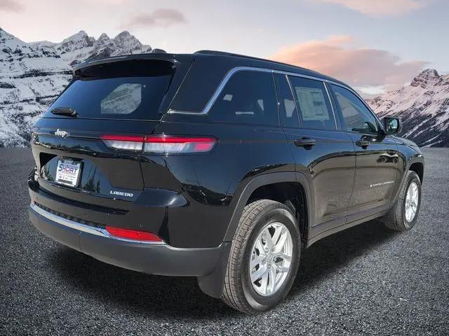 2026 Jeep Grand Cherokee Altitude 4x4
