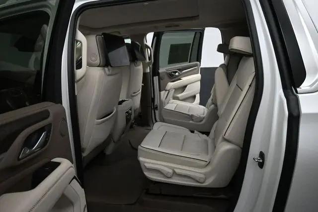 2023 GMC Yukon XL 4WD Denali