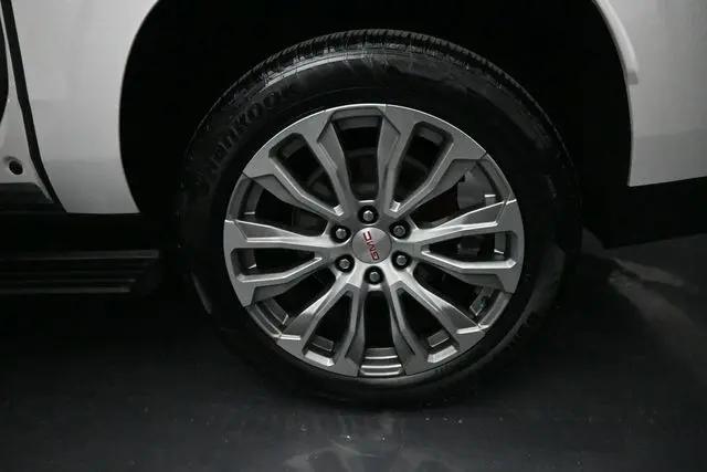 2023 GMC Yukon XL 4WD Denali