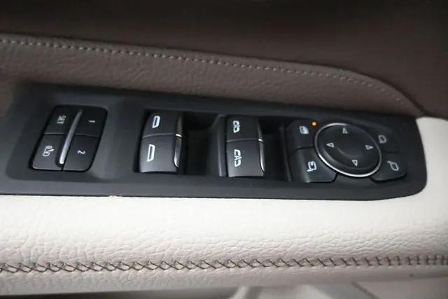 2023 GMC Yukon XL 4WD Denali