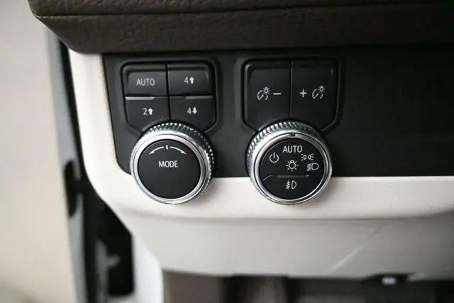 2023 GMC Yukon XL 4WD Denali