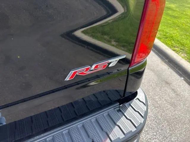 2020 Chevrolet Silverado 1500 4WD Crew Cab Short Bed RST