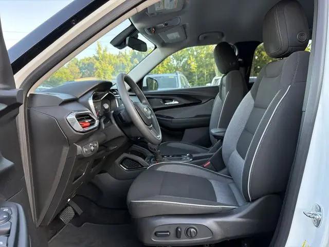 2023 Chevrolet TrailBlazer FWD LT