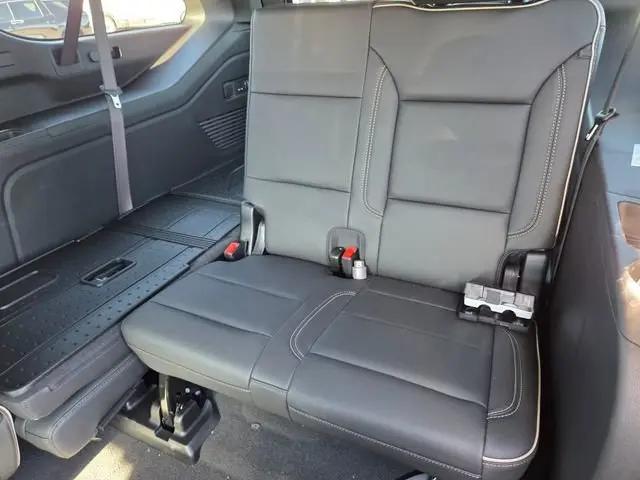 2026 Chevrolet Suburban Premier, 4WD