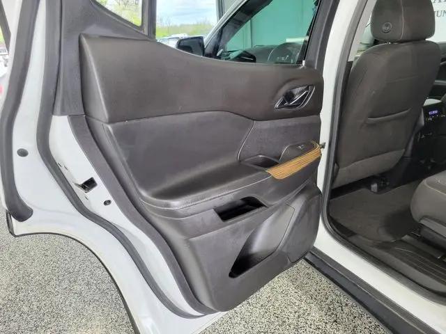 2020 GMC Acadia FWD SLE