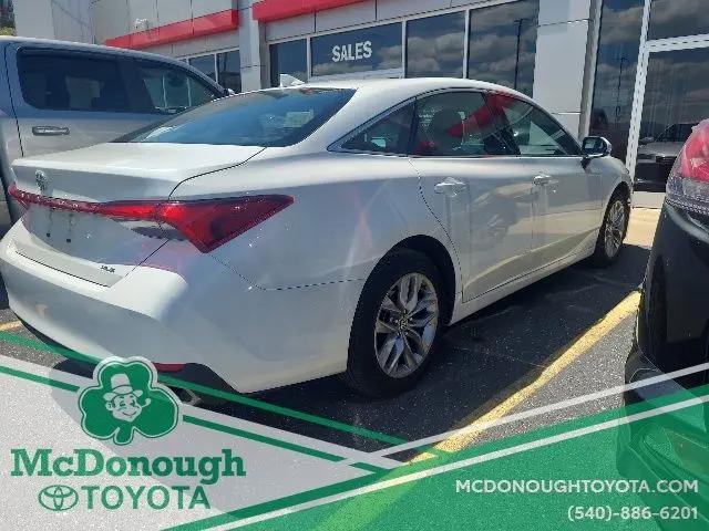 2022 Toyota Avalon XLE