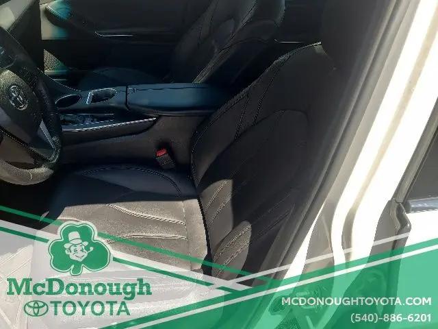 2022 Toyota Avalon XLE