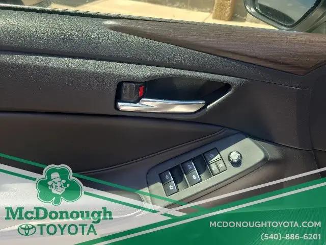 2022 Toyota Avalon XLE
