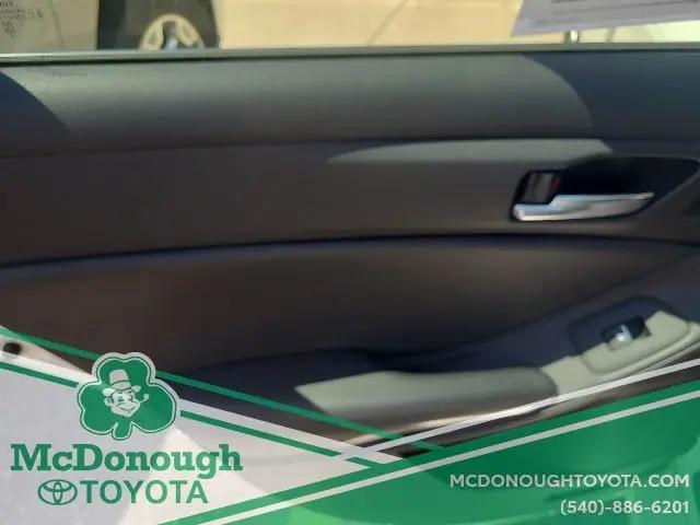 2022 Toyota Avalon XLE