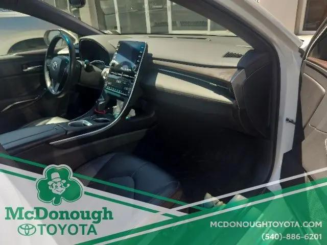 2022 Toyota Avalon XLE