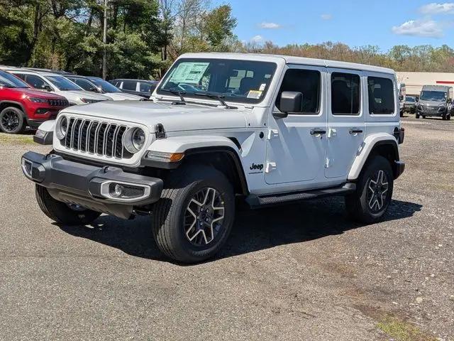 2026 Jeep Wrangler 4-Door Sahara 4x4