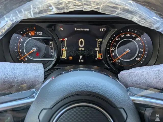 2026 Jeep Wrangler 4-Door Sahara 4x4
