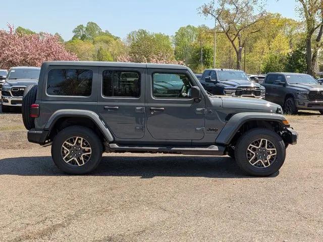 2026 Jeep Wrangler 4-Door Sahara 4x4