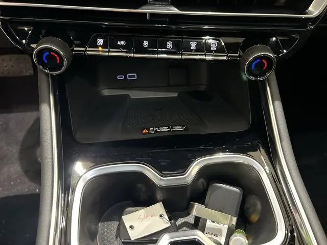2026 Chevrolet Traverse FWD RS