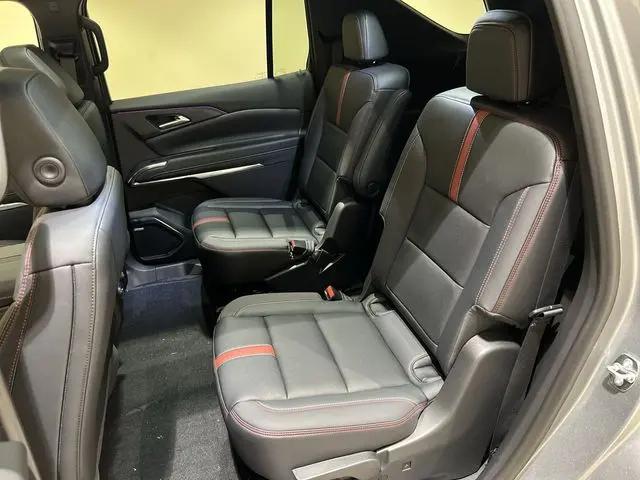 2026 Chevrolet Traverse FWD RS