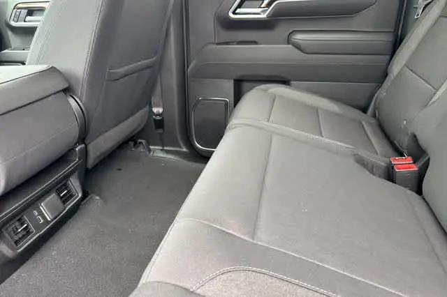 2026 GMC Sierra 1500 Crew Cab, Short Bed, SLE, 4WD
