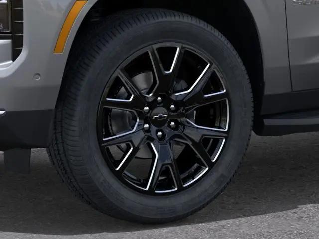 2026 Chevrolet Suburban LT, 4WD