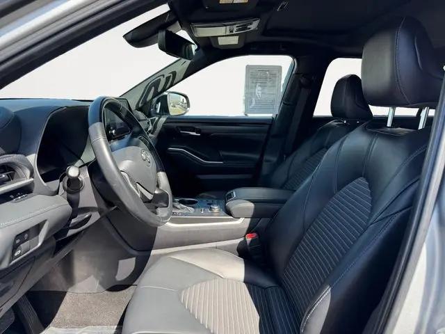 2025 Toyota Highlander XSE