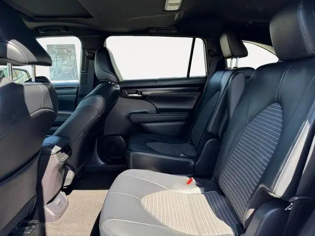 2025 Toyota Highlander XSE