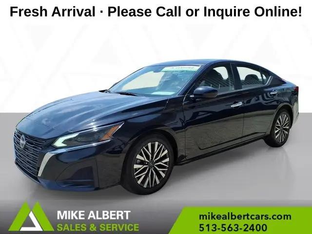 2023 Nissan Altima SV FWD