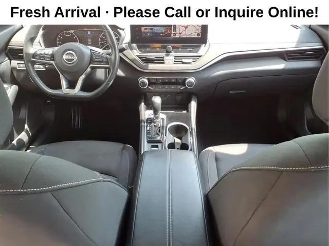 2023 Nissan Altima SV FWD