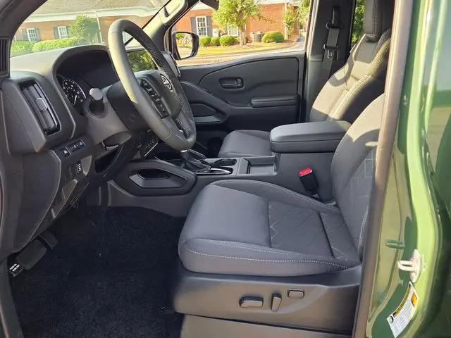 2026 Nissan Frontier Crew Cab SV 4x2