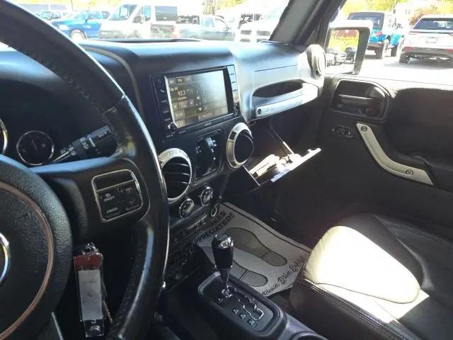 2017 Jeep Wrangler Unlimited Sahara 4x4