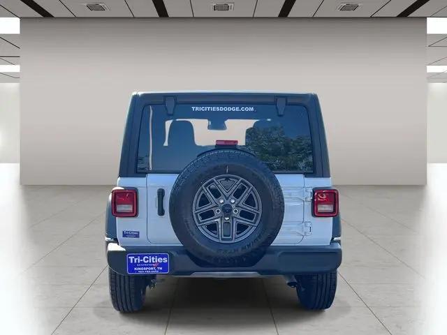 2025 Jeep Wrangler 4-Door Summit 4x4