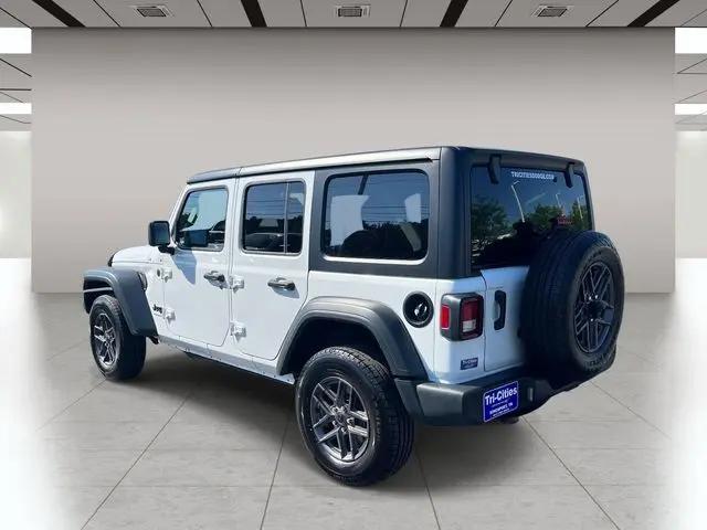 2025 Jeep Wrangler 4-Door Summit 4x4