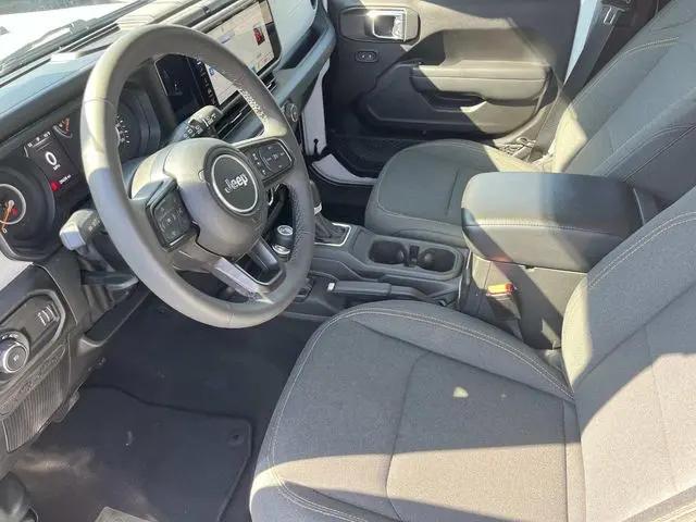 2025 Jeep Wrangler 4-Door Summit 4x4