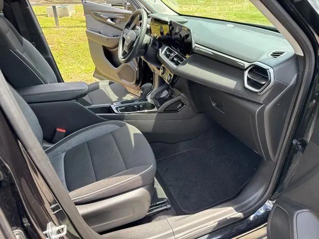 2025 Chevrolet TrailBlazer AWD LT
