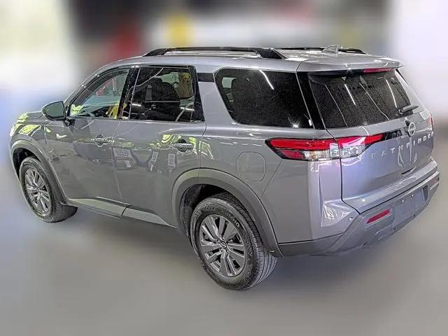 2025 Nissan Pathfinder SV 4WD