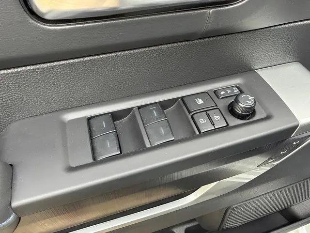 2025 Toyota Tundra Platinum
