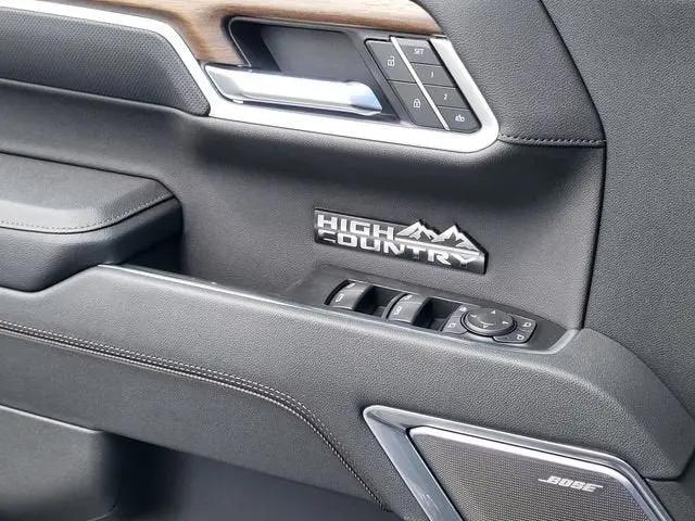 2026 Chevrolet Silverado 1500 4WD Crew Cab Short Bed High Country