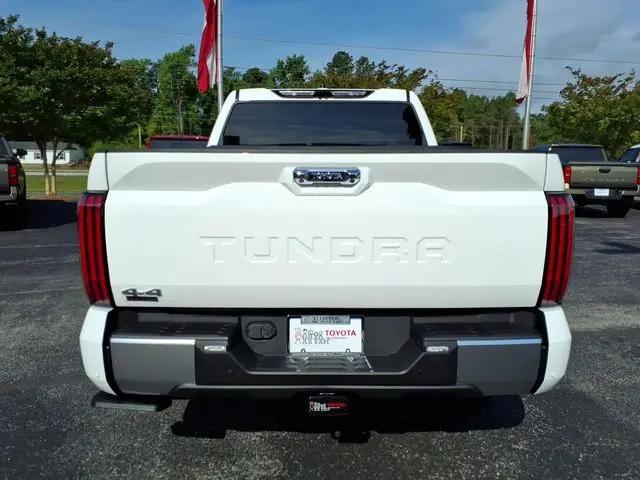 2026 Toyota Tundra Limited CrewMax 5.5' Bed