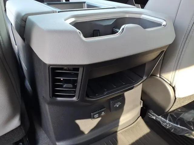 2026 Toyota Tundra Limited CrewMax 5.5' Bed