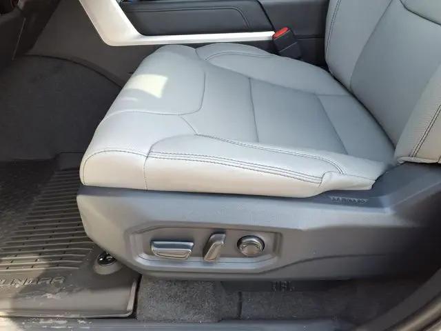 2026 Toyota Tundra Limited CrewMax 5.5' Bed