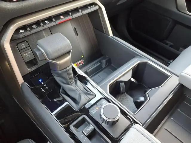 2026 Toyota Tundra Limited CrewMax 5.5' Bed