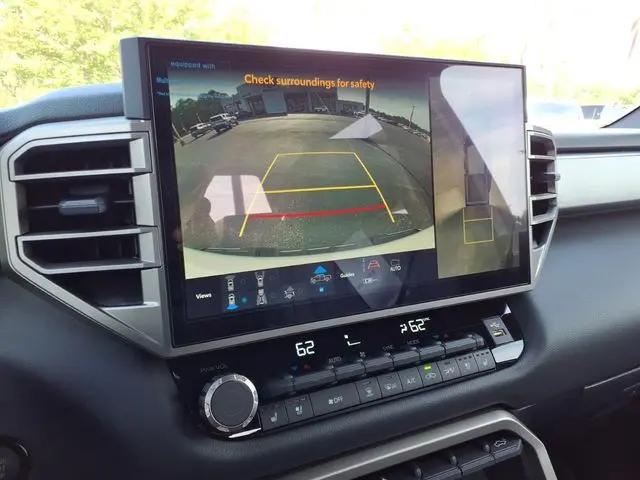 2026 Toyota Tundra Limited CrewMax 5.5' Bed