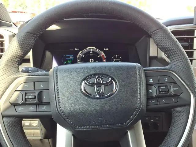 2026 Toyota Tundra Limited CrewMax 5.5' Bed