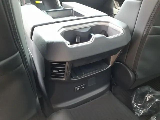 2026 Toyota Tundra Limited CrewMax 5.5' Bed