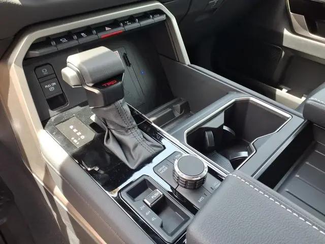 2026 Toyota Tundra Limited CrewMax 5.5' Bed